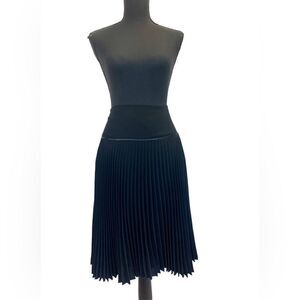 XANDRES black pleated skirt Sz 36